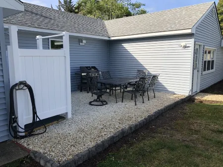 Pet-Friendly Beach House with Game Room & Outdoor Shower - Steps to Pool & Beach Отели рядом с достопримечательностью «Cape May Lighthouse»