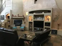 Beautiful Custom Tuscan 3,000 Sq/ft Home W/Pool
