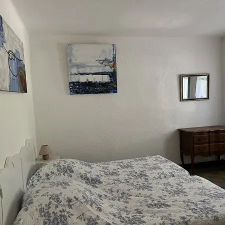 Bandol- Nice Apartment- Clim -80 m from the Sea- 4 Pers- 10 Min Walk from the Center