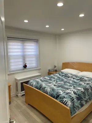 Renovated-Jacuzzi Tub Home NYC/LGA/JFK Washer/Dryer