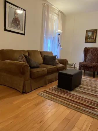 Charming 2nd Floor Haven