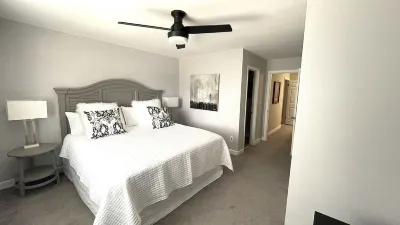 Athen Condo 1 mile to stadium and downtown! Hotel a 