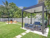 Indulge in Your Dream Getaway: Modern, Luxurious Paradise Awaits- Book Now!