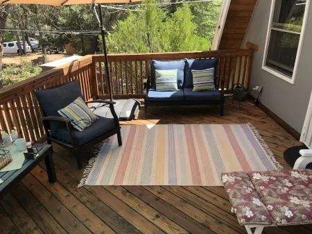 Inviting Cabin on a quiet cul-de-sac in Payson.