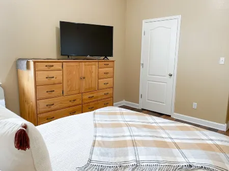 Quiet, Cozy & Only Minutes to Austin or SanMarcos