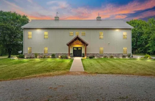 Barndominium! Pool, HotTub, Slide, Mini B-Ball Court/Nerf Arena, Theater, 2 Bars - Swimmingpools