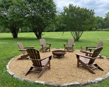 Farmhouse - A private sanctuary Hayride included with 3 or more nights Hotels in Walker County