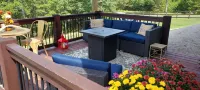 Apartment, Mountain View/Deck. Bikers Welcome, Mins to DT Eureka Springs. Hotels in 