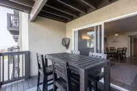 Beach Chic Retreat! Hotels in Fernandina Beach