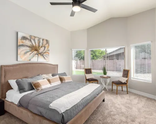 Gilbert Oasis ~ 5-Star Luxury Remodel! EV Charger, Putting Green & Single Story Hoteles en Gilbert