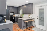 Cozy Home, Perfect for Families! 3 Bedroom with fenced yard/garage storage Hotels in Alabaster