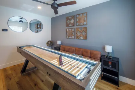 BRAND NEW 🌟Spacious🌟  Parker Strip Oasis TONS OF BOAT PARKING