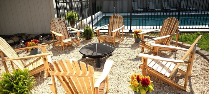 Hot Tub, Fire Pit, Private Backyard - Near Wineries & SPIRE Hotels in Ashtabula County