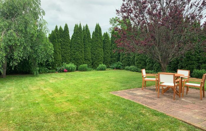 Lux Bungalow on Gorgeous Lake. Relax. Explore nearby towns. Ski. Kayak. Hike.