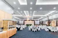 Muara Hotel and Mall Ternate Hotels near Pelabuhan SPeed Boat Tidore