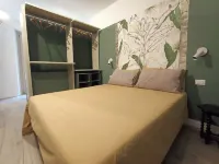 Flat with private courtyard in the centre of Turin 住宿飯店