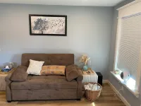 Charming 2-bedroom house in welcoming Winooski with WiFi, laundry Pets&fence