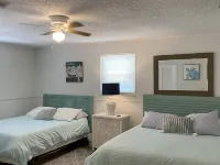 Stuart - Waterfront home on Manatee Pocket with boat slips available Hotels in Port Salerno