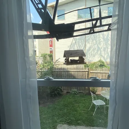 Entire Apartment walking distance to Cincy River front and COV Wedding Venues