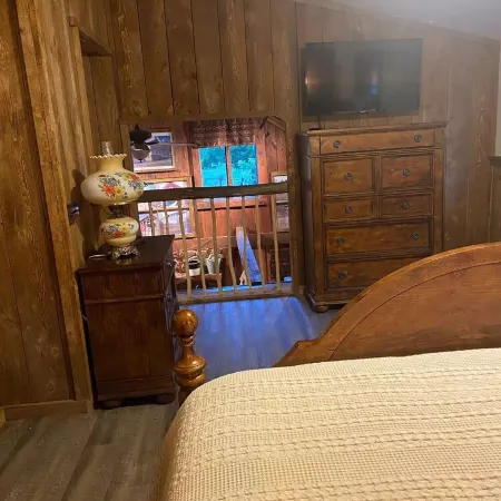 Charming Cabin near 7Springs/Ohiopyle/Fallingwater w/lots of room to spread out