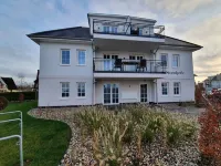 Ground floor/quiet/WLAN/terrace with garden and the sound of waves/holiday from day 1