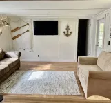 5 Minutes from Humphrey Boat Ramp,Guest Access to Pool and Tennis Courts