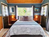 Large Rustic Log Cabin in the Laurel Highlands