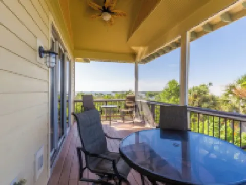 Solitude North Captiva, Carts, Dock, Private Pool, Club, Sleeps 12 Hotels in Captiva
