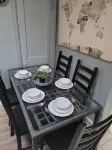 Downtown Ypsilanti 3 bedroom / 1 bath apartment Hotel dekat Eastern Michigan University