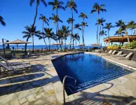 Newly Redecorated Ocean Front Condo - Private Pools