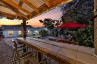 Island Retreat - Backyard Oasis w/Pool/NEW Hot Tub/Tiki Bar