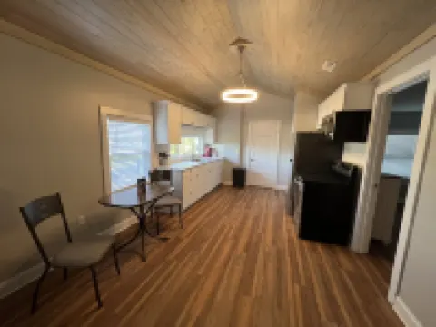 Beautiful home near Clemson Hotels in Seneca