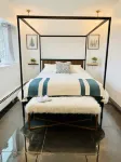 Modern Luxury! Central Downtown Condo with parkingLicense #6072) - Gym