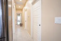 Scenic Mountain Retreat: Tranquil 2BR Private Casita