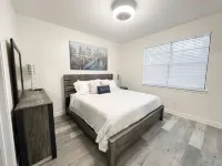 Serenity in Heart of DFW w/ PRIVATE parking & KING Bed ⭑ Min. from DFW Airport +