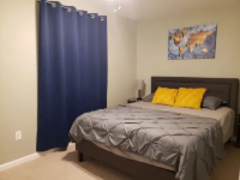 Ridgeland Retreat/ Street level Apt easy access Hotels in 