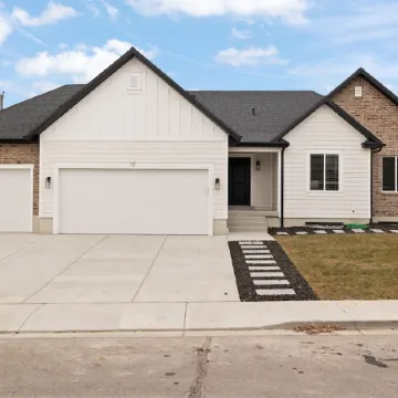 Family Home Orem 4BD w/ Hot Tub