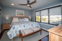 Spacious 4Br with Rooftop Deck – Ocean Views & Beach Access