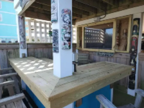 Famous Landshark 6BR,Elevator, Oceanfront, Pool, Theater