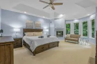 Indoor Pool/Spa with Lake Michigan Beach Access! Near Grand Haven and Sleeps 24