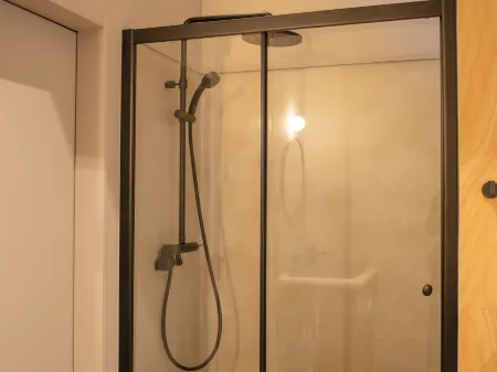 Apartments by Bed and Craft Отели рядом со станцией JR Etchu-Yamada station