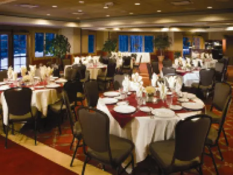 Mountain Thunder Lodge Hotels in Summit County