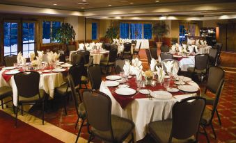 Mountain Thunder Lodge