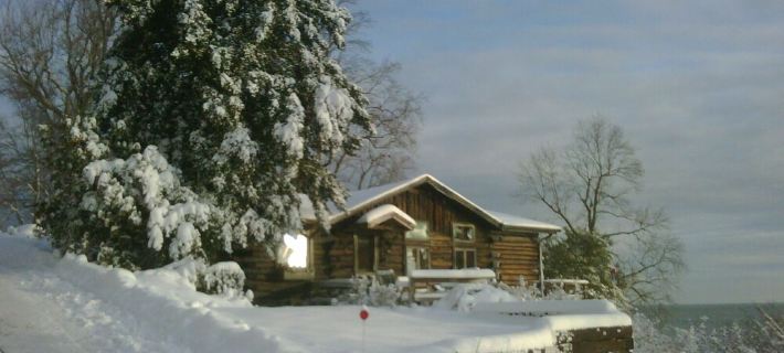 Stunning Views from Waterfront Log Cabin With Fireplace On The Chesapeake Bay Hotels in Calvert County