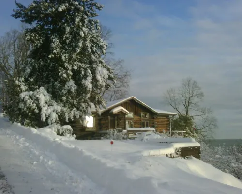 Stunning Views from Waterfront Log Cabin With Fireplace On The Chesapeake Bay Hotels in Calvert County