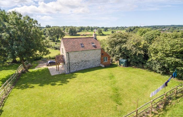 Peaceful, scenic,cosy cottage near Wells and Frome
