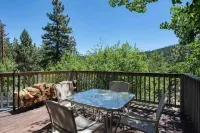 Cozy Home for Vacation in Squaw