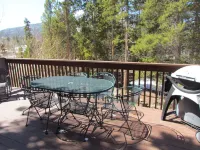 Awesome Location-Perfect Family Get Away-Amazing Views, Hot Tub & Pool Table