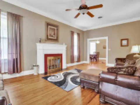 Home is located the historic part of Ardmore Oklahoma Hotels in Ardmore