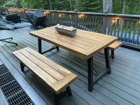 Beachfront 3-bedroom vacation home steps to Lake Superior